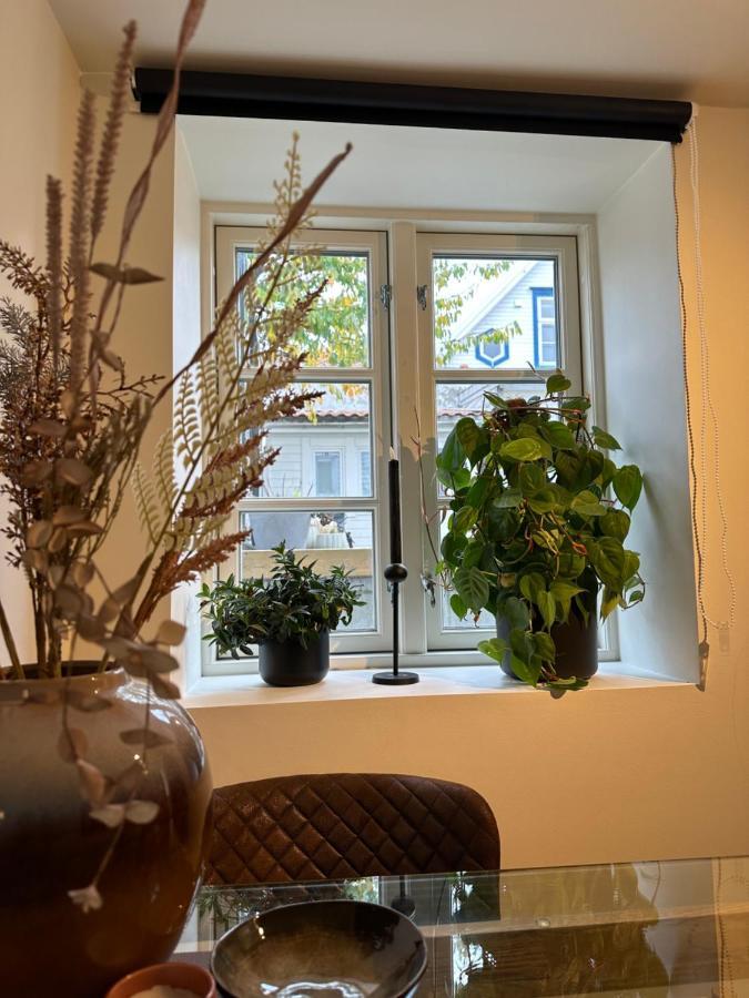 A Place To Stavanger, 1